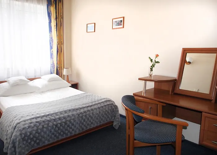 Elpak アパートホテル